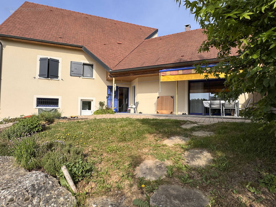 Maison à LOUHANS