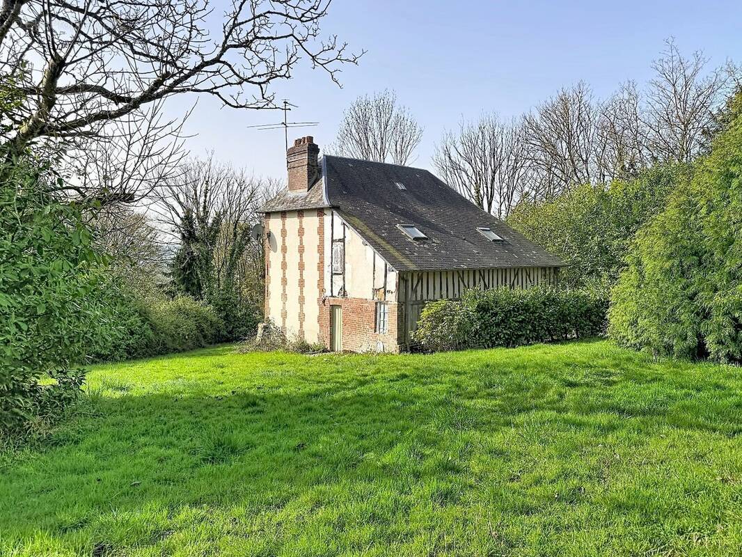 Maison à SURVILLE