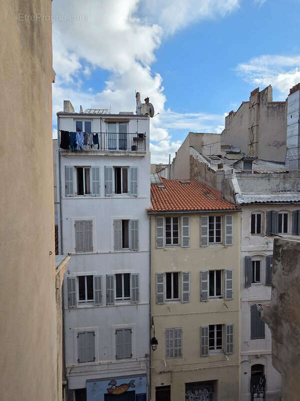 Appartement à MARSEILLE-2E