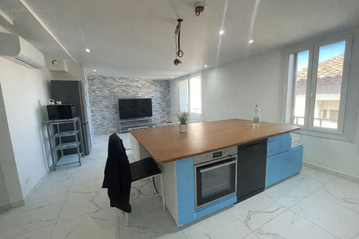 Maison à CAUMONT-SUR-DURANCE