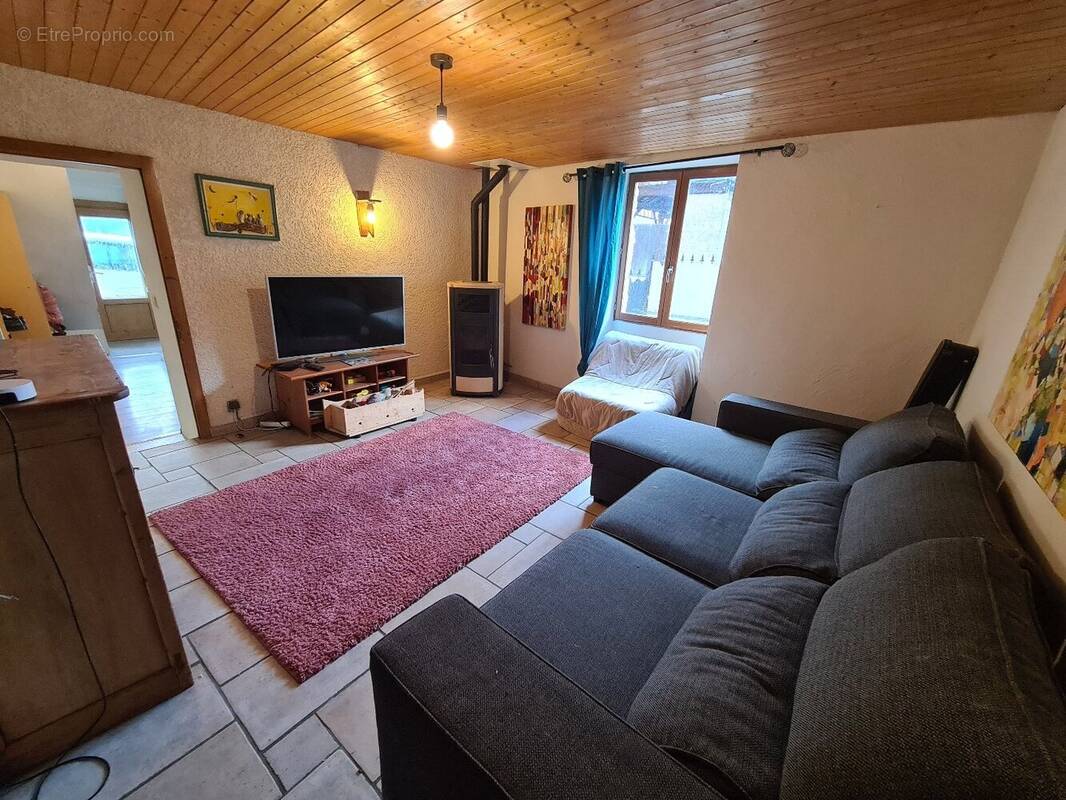 Maison à GRESY-SUR-ISERE