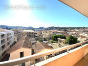 Appartement à VALLAURIS