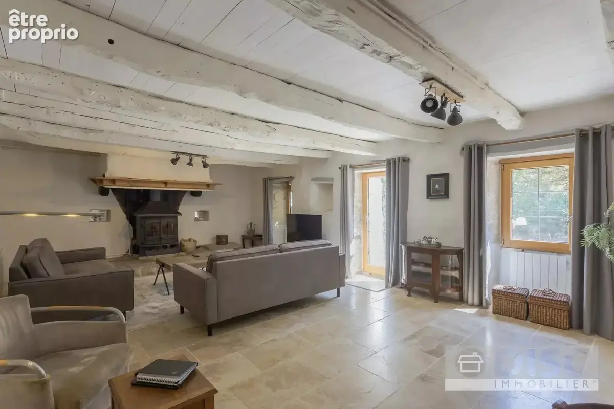 Belle et spacieuse propriété en pierre avec piscine et 3,8 hectares de terrain. - photo 11