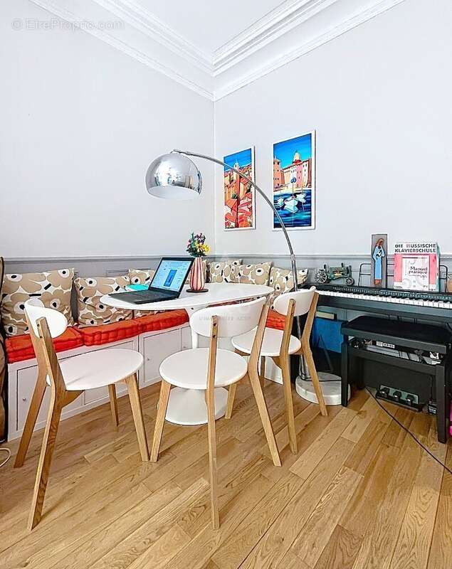 Appartement 52 m² à Paris-15e  - photo 4