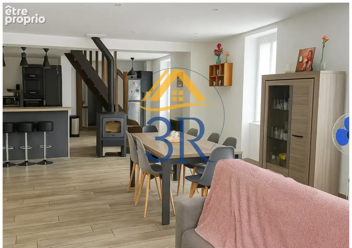 Maison 6 pièces 183 m² à vendre à Chatenoy-Le-Royal (71880) - photo 4