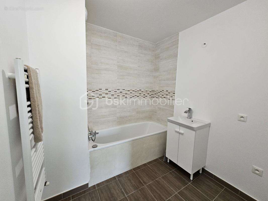 Appartement à VIGNEUX-SUR-SEINE