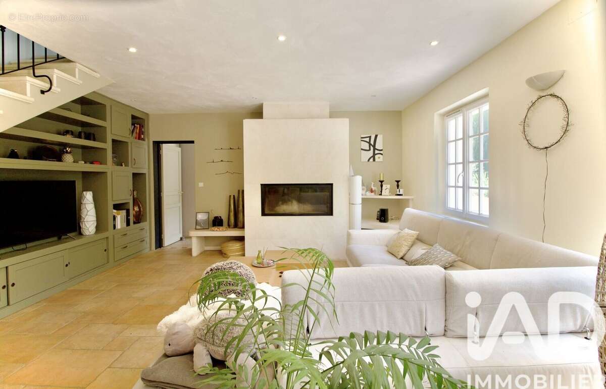 Photo 3 - Maison à PELISSANNE