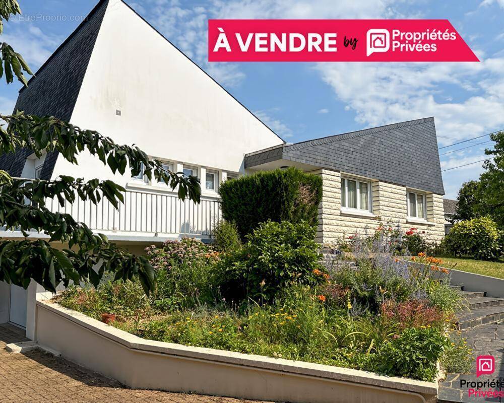 Maison à SABLE-SUR-SARTHE