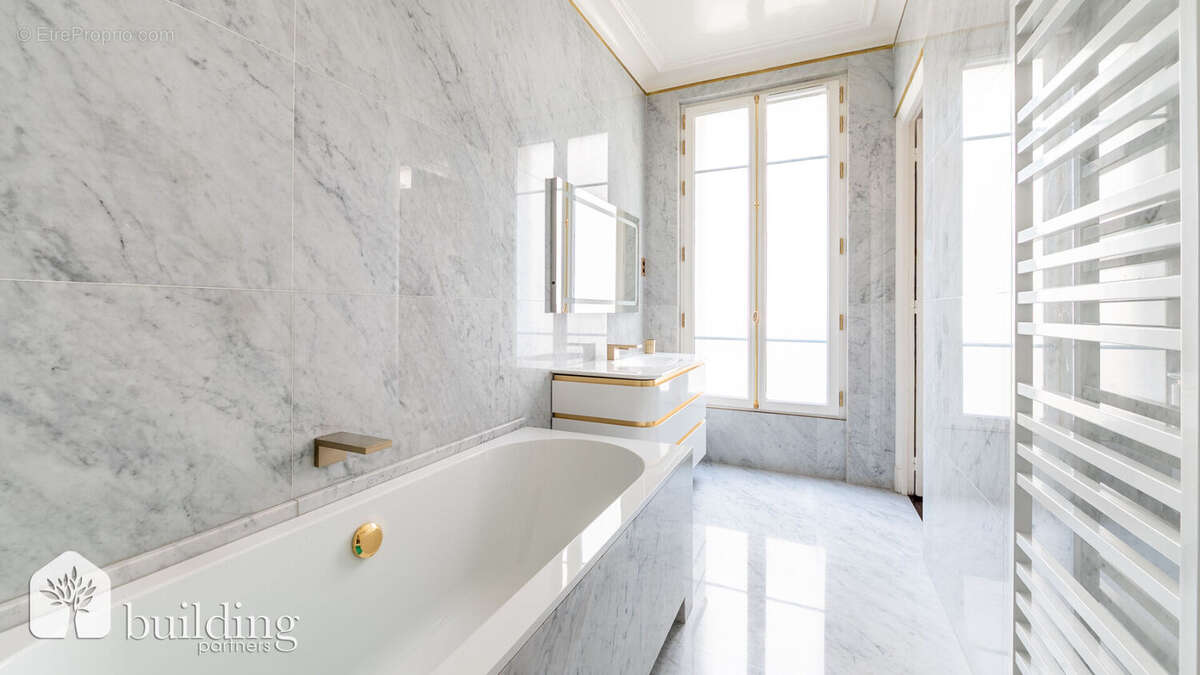 Jouffroy d'Abbans / Tocqueville Paris 17ème - Appartement 6 pièces 170,19 m² avec 2,56 m² de balcon - photo 13
