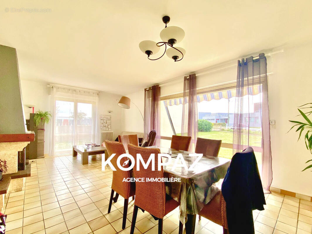 Maison à PLENEE-JUGON