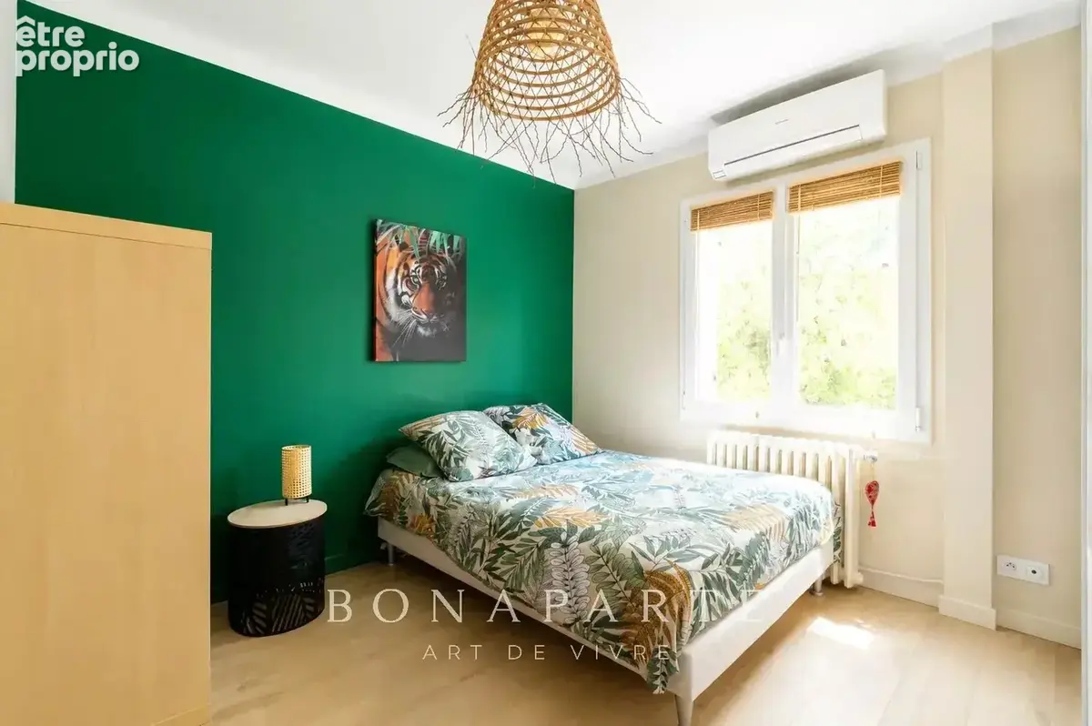 Ventabren – villa contemporaine de plain-pied avec piscine chauffée et jacuzzi - photo 11