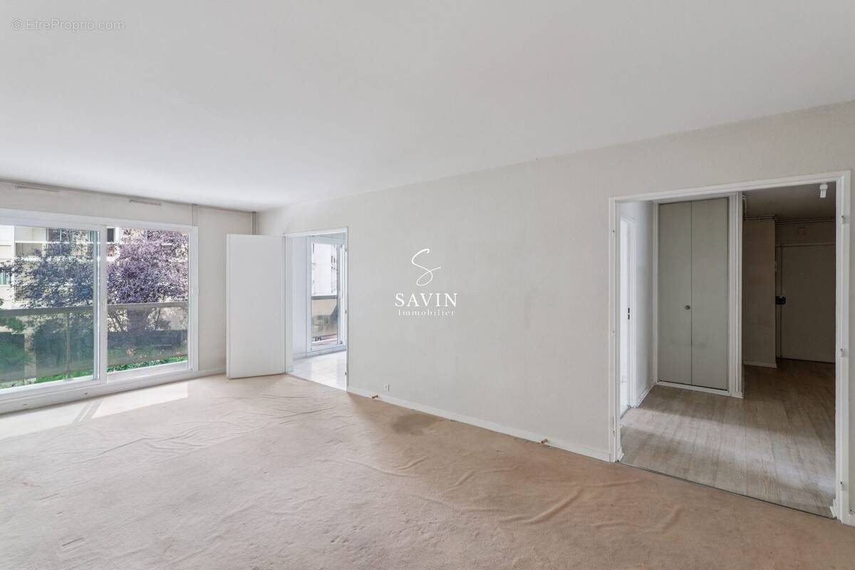 Appartement à PARIS-12E