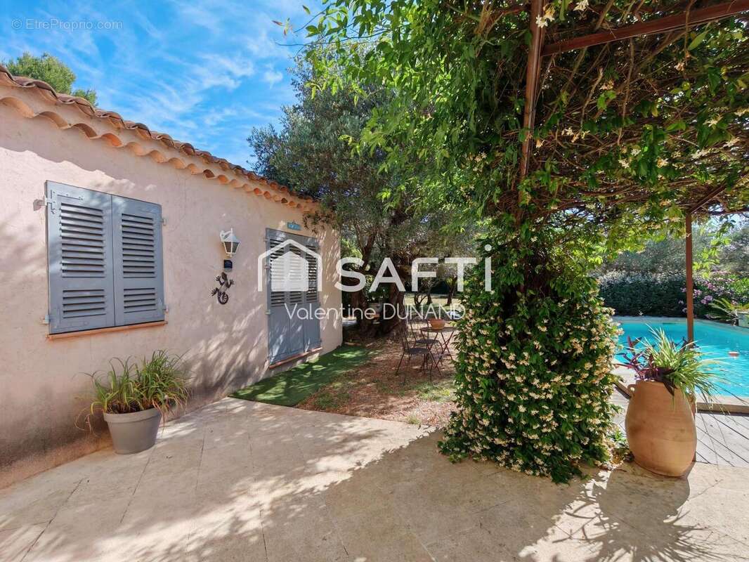Photo 2 - Maison à LE VAL