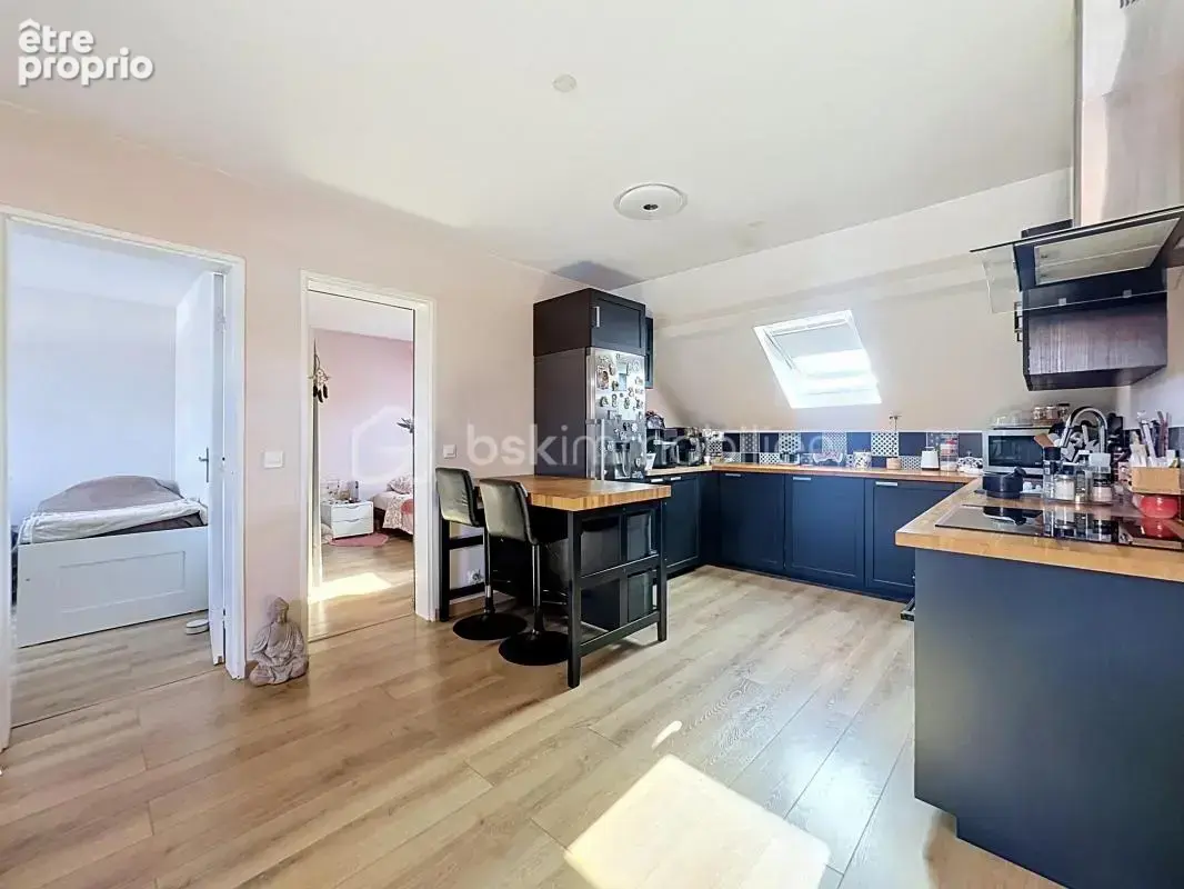 Appartement en 3 pièces lumineux -  sans travaux à prévoir / faibles charges - photo 3