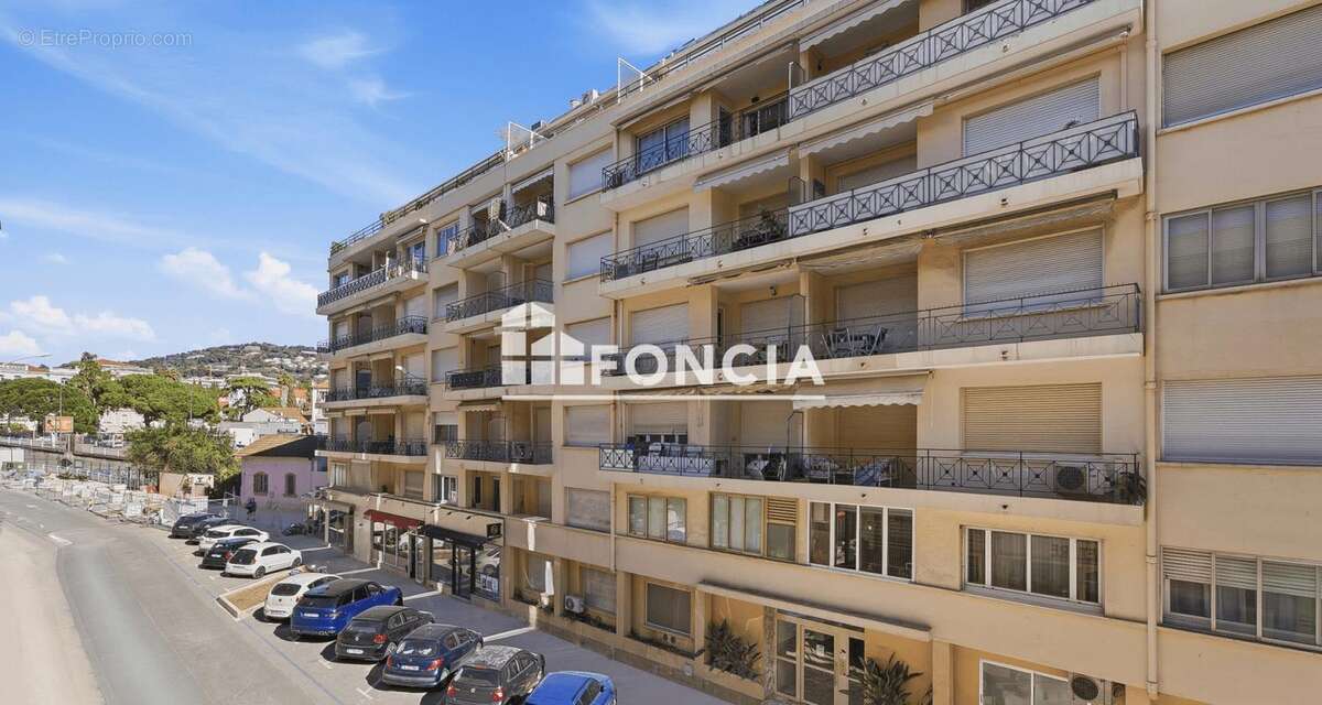 Appartement à CANNES
