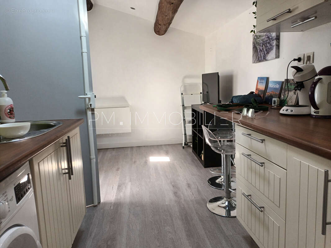 Appartement à MARSEILLE-1E