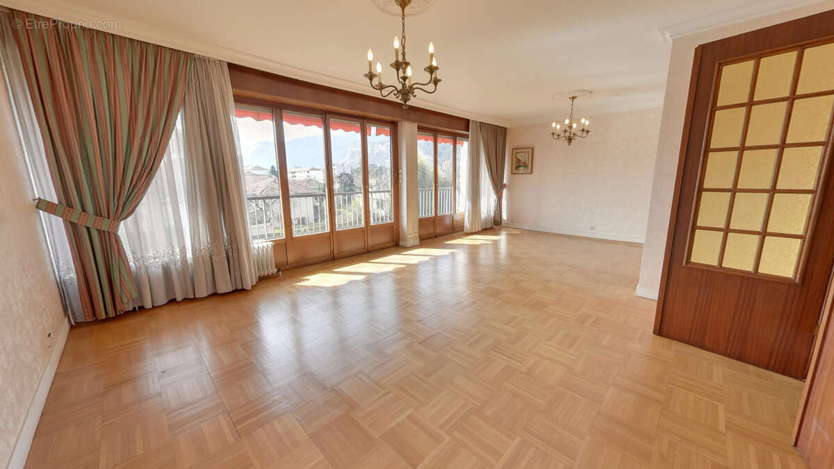 Beau 5 pieces + cuisine de 110m2 avec 3 chambres et sejour double echirolles domaine jean jaures - photo 2