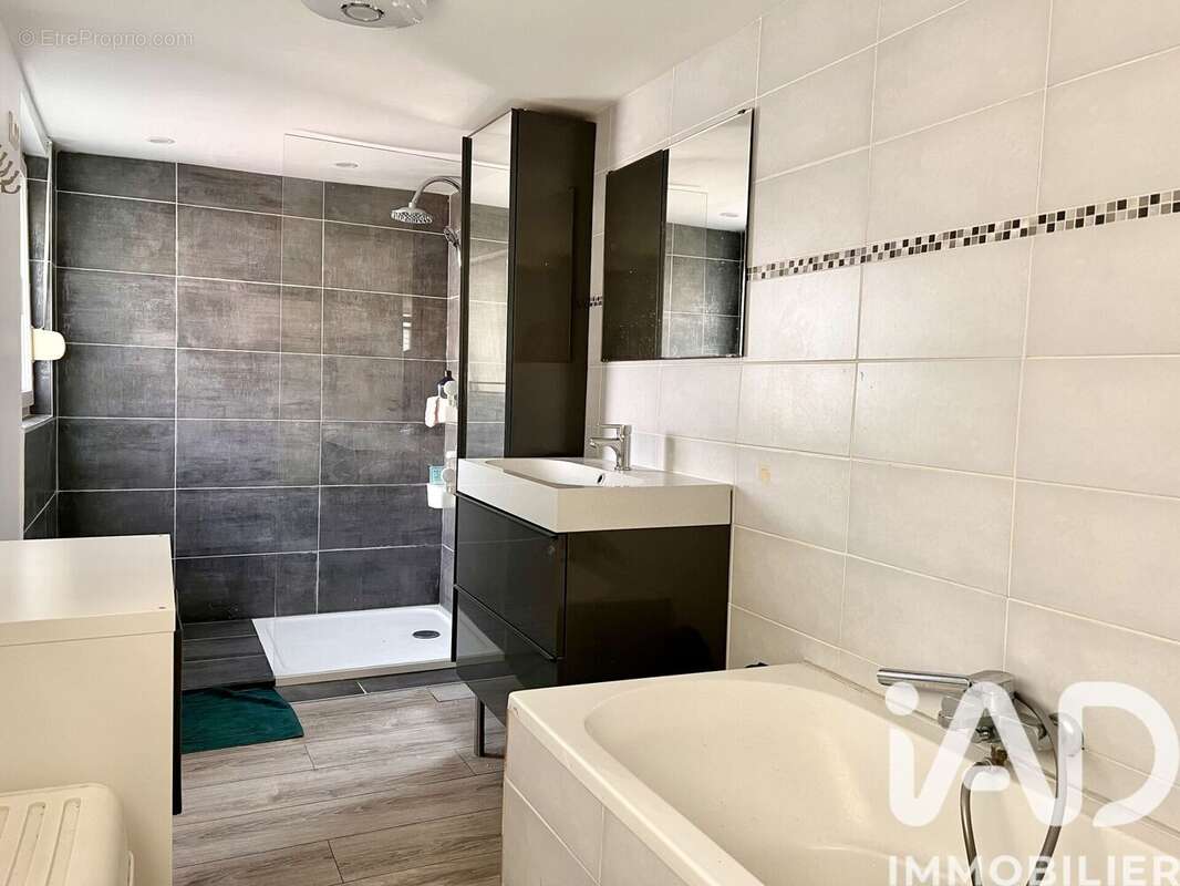 Photo 2 - Maison à SECLIN