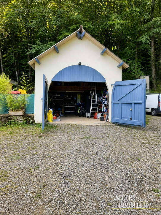 Maison à LA SALVETAT-SUR-AGOUT