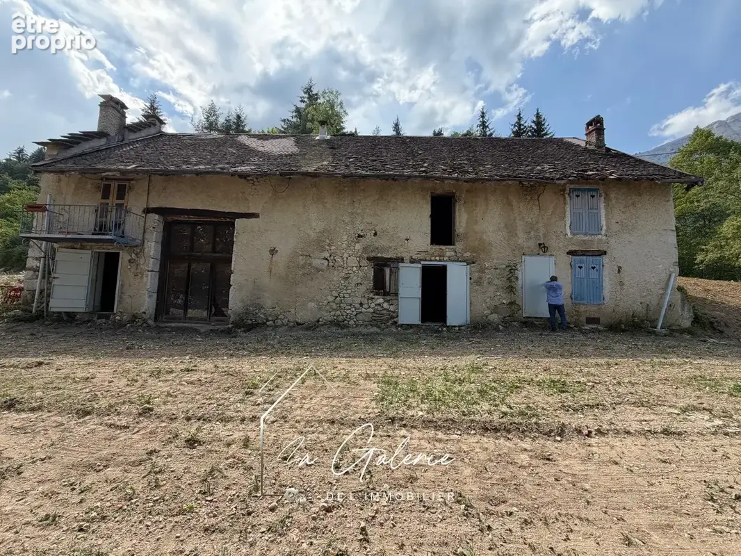 Magnifique grange a renover au peuil a claix - photo 8
