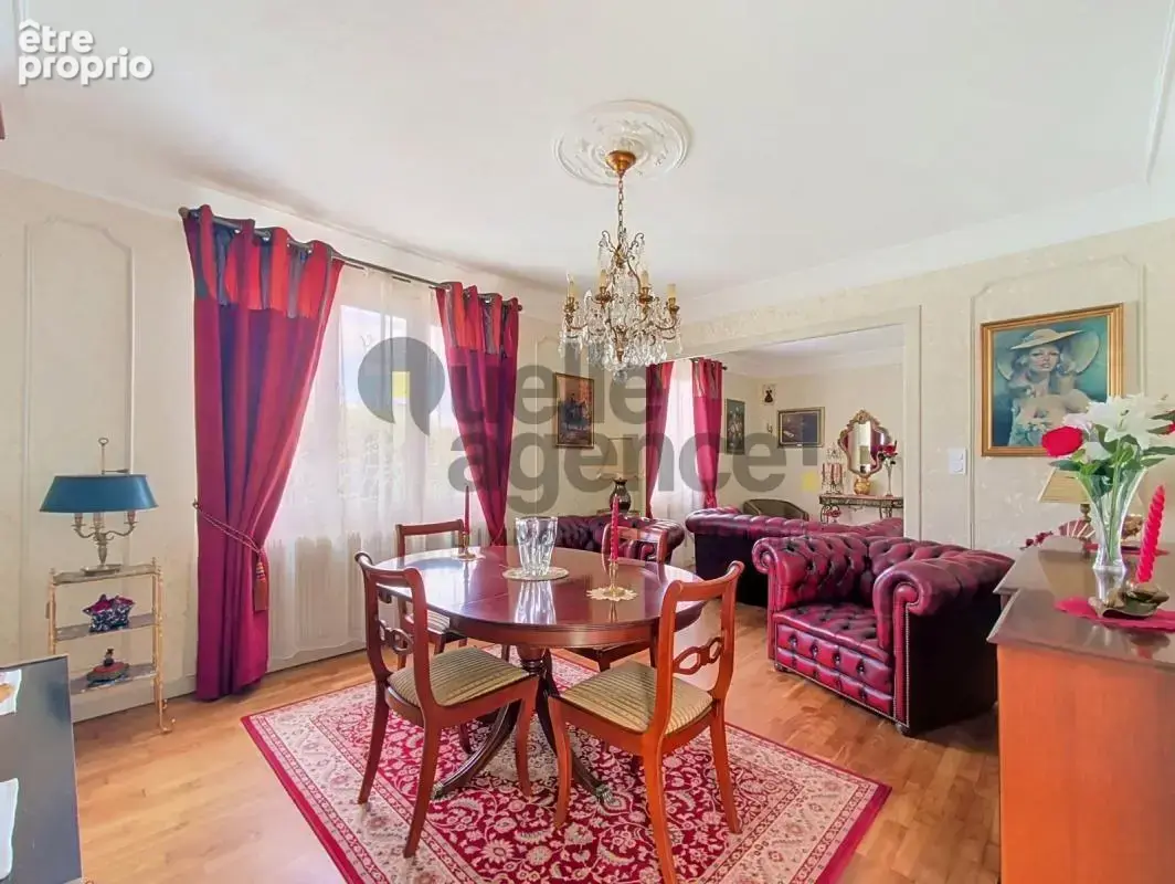 Maison 6 pièces 119 m² à vendre à Saint-Martin-Des-Champs (29600) - photo 3
