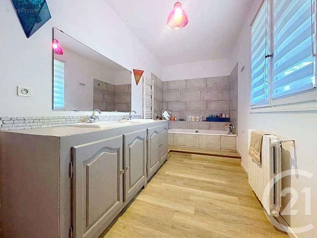 Maison à PENTA-DI-CASINCA