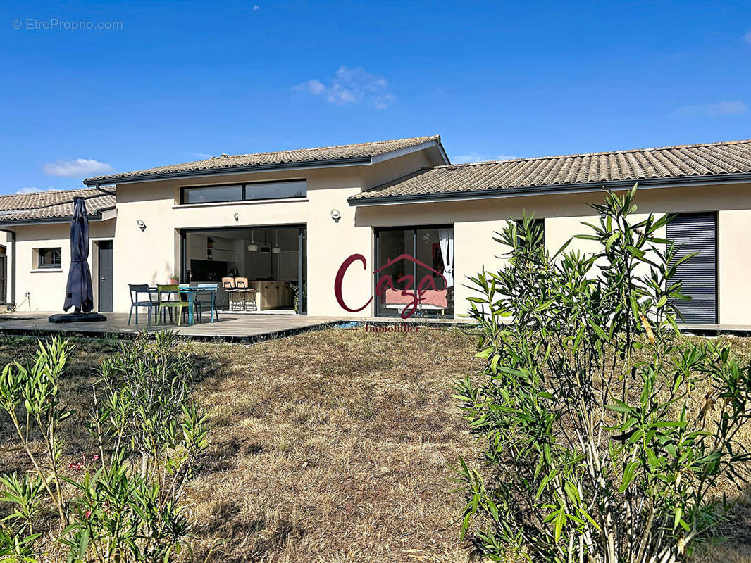 Maison à LATRESNE