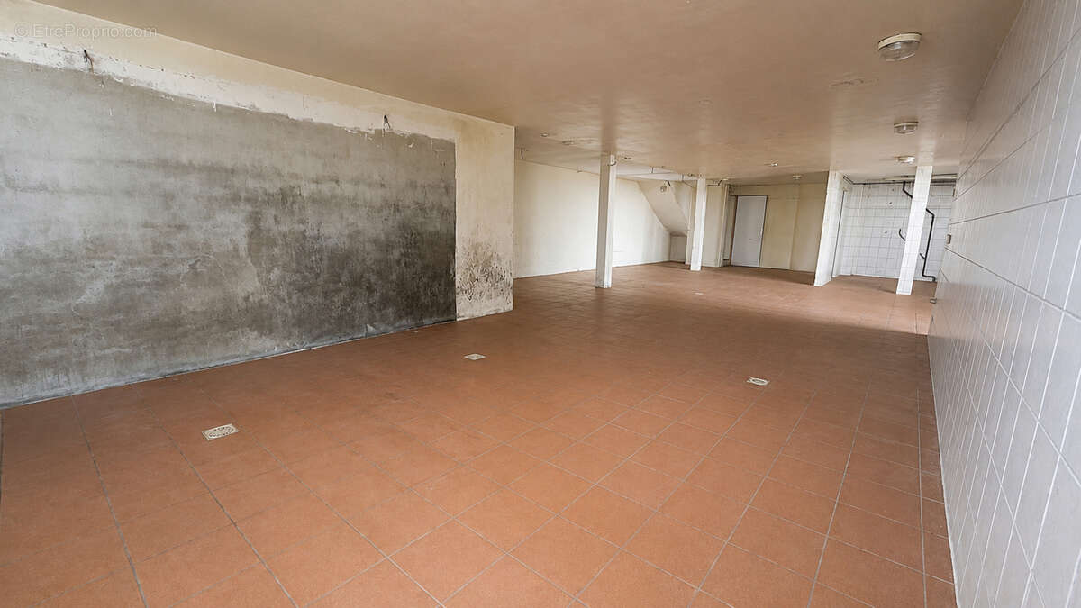 Entrepôt / local industriel Publier 370 m2 avec stationnement - photo 6