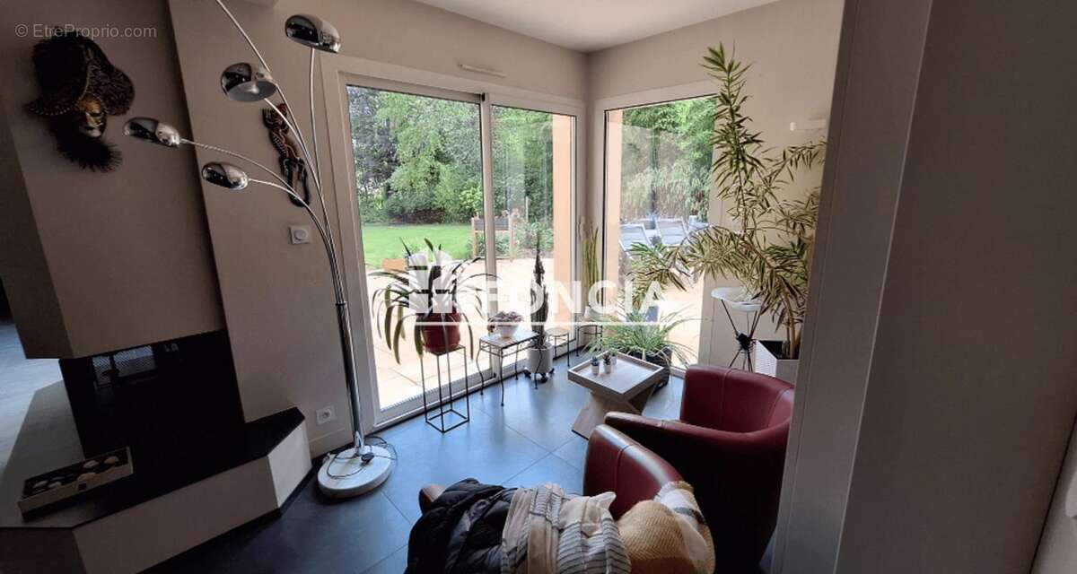 Maison à CHARTRES-DE-BRETAGNE