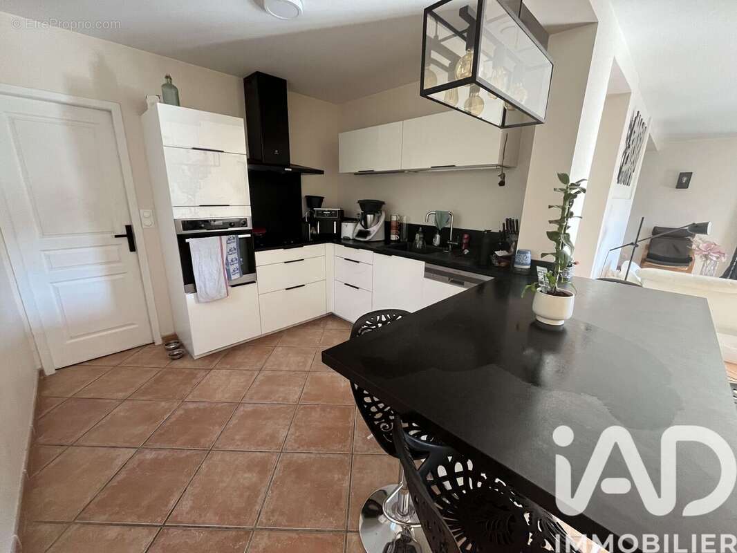 Maison 179 m² à Grane  - photo 6