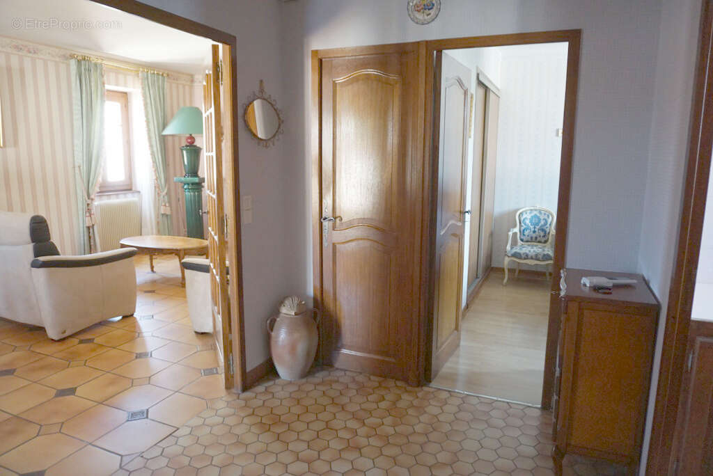 Maison à PARAY-LE-MONIAL