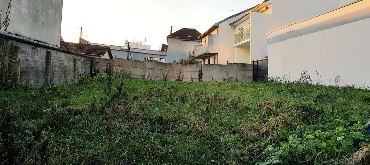 Photo 2 - Terrain à LIMOGES