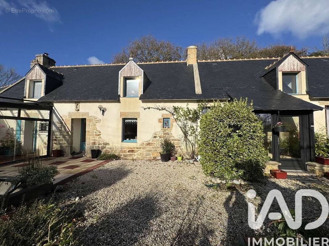 Photo 1 - Maison à BEUZEC-CAP-SIZUN