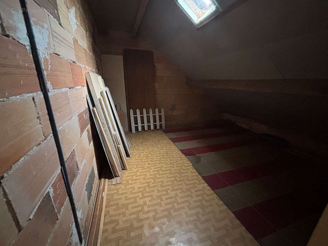 Maison traditionnelle 5 chambres – Sous-sol total – Fort potentiel BLENEAU (89) - photo 9
