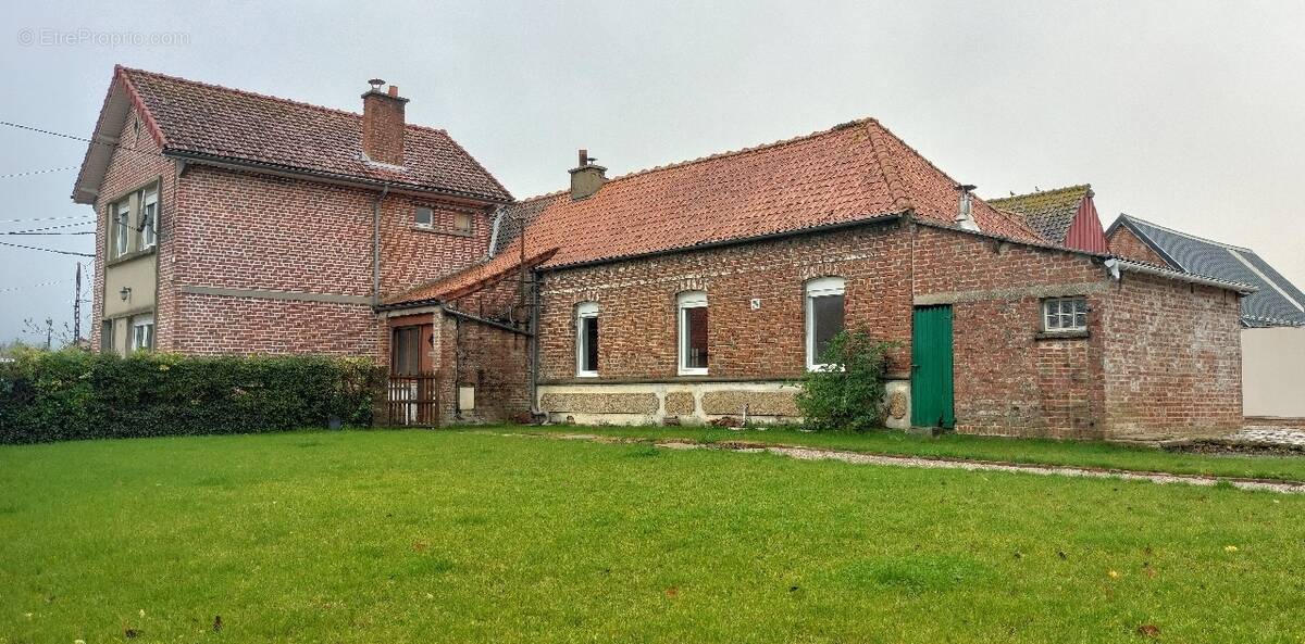 Maison à BEAUMETZ-LES-AIRE