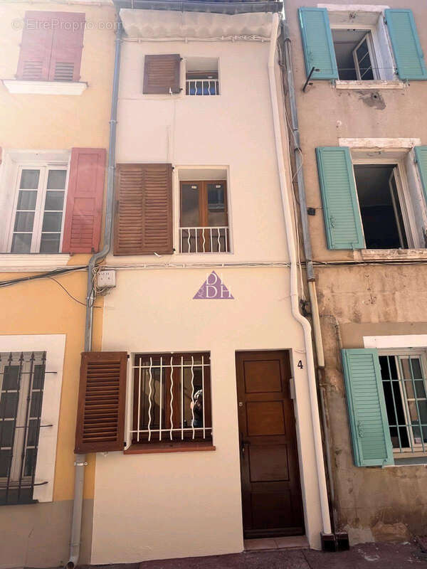 Maison à LA VALETTE-DU-VAR