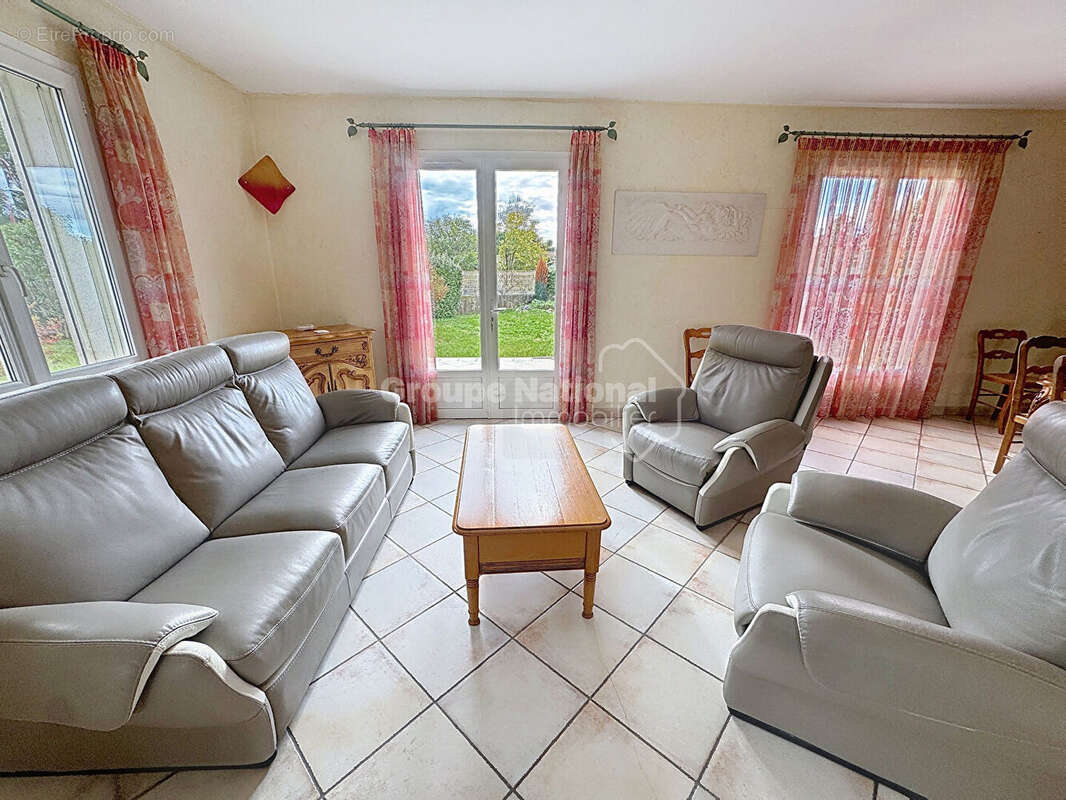 Maison à CHEVAL-BLANC