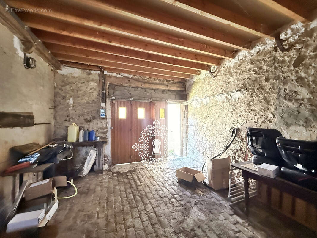 Maison à LONGUEVILLE