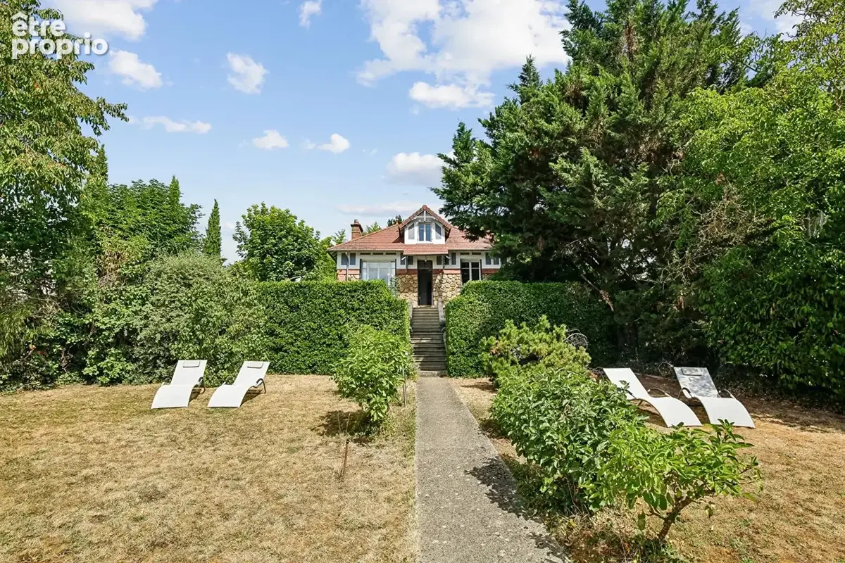Chatou - maison de 115 m² avec beau potentiel - terrain de 1197 m² -  studio amenage de  35 m² - photo 16