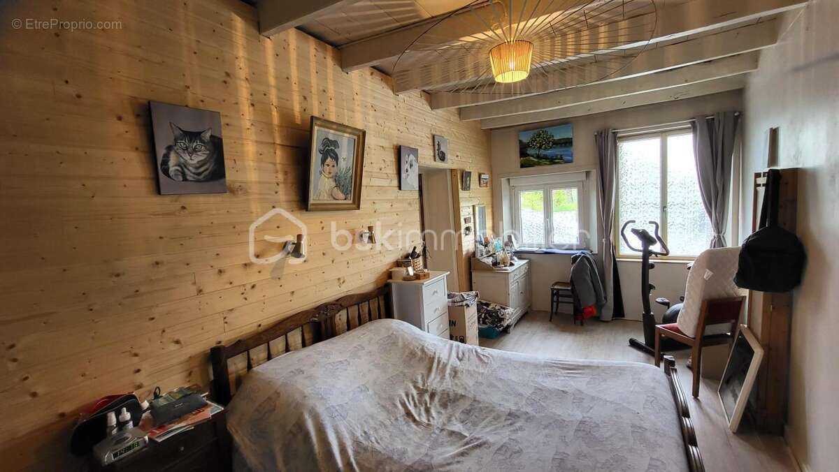 Maison à LE MESNIL-GILBERT