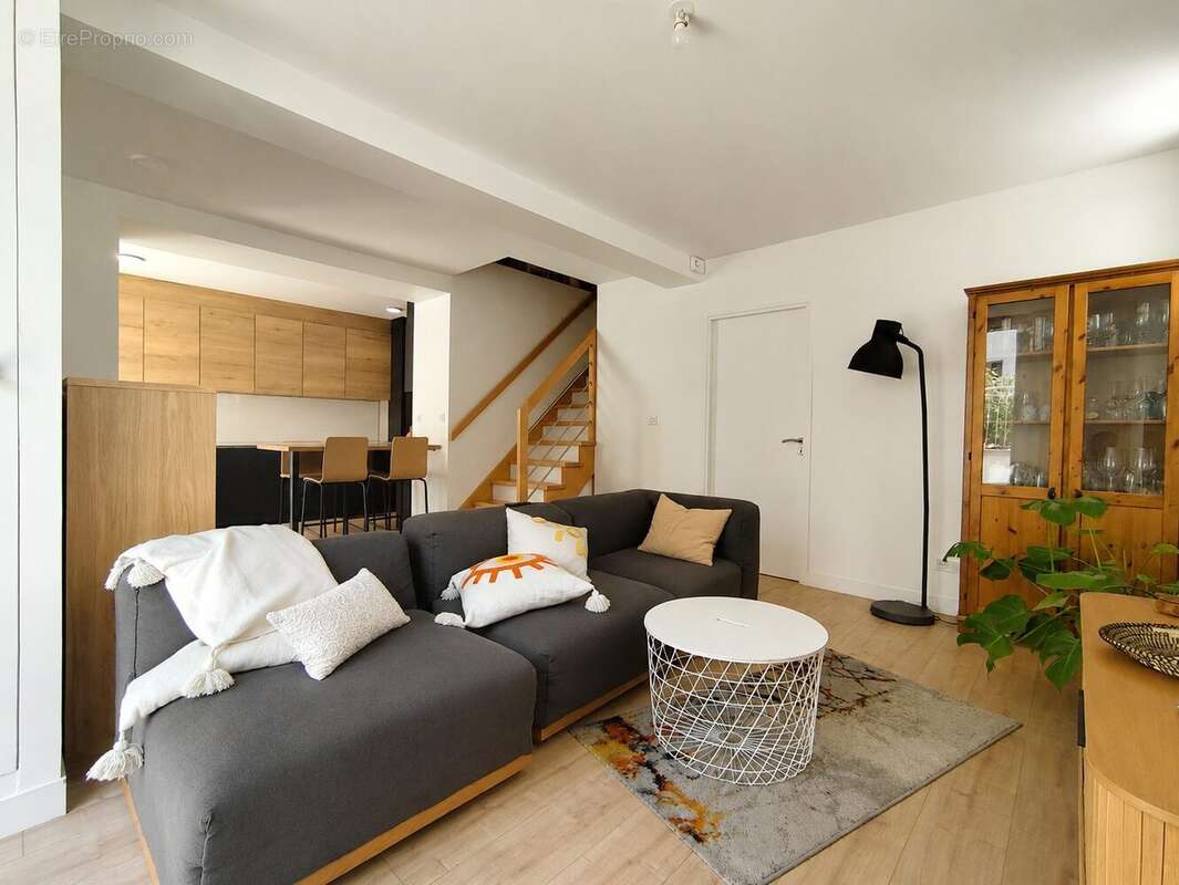 Appartement 97 m² à Maisons-Alfort  - photo 2