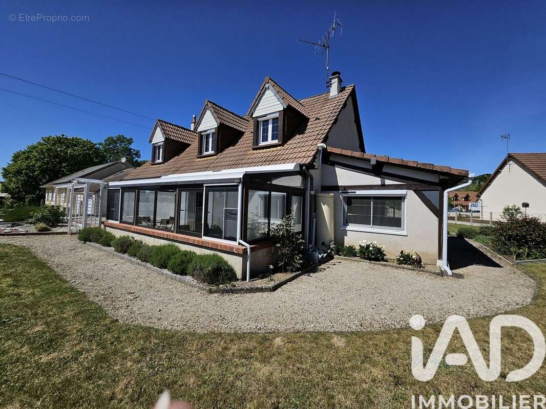 Photo 2 - Maison à CANDE-SUR-BEUVRON