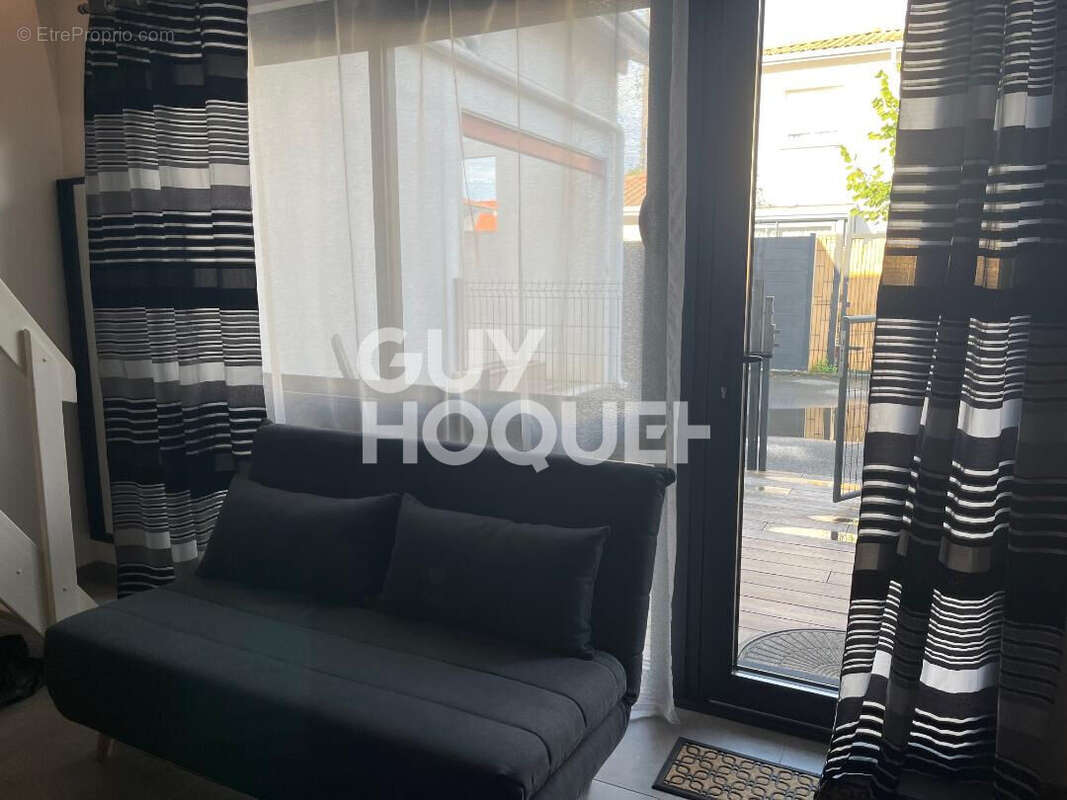 T2 + terrasse neuf intra rocade pas de charges - photo 4