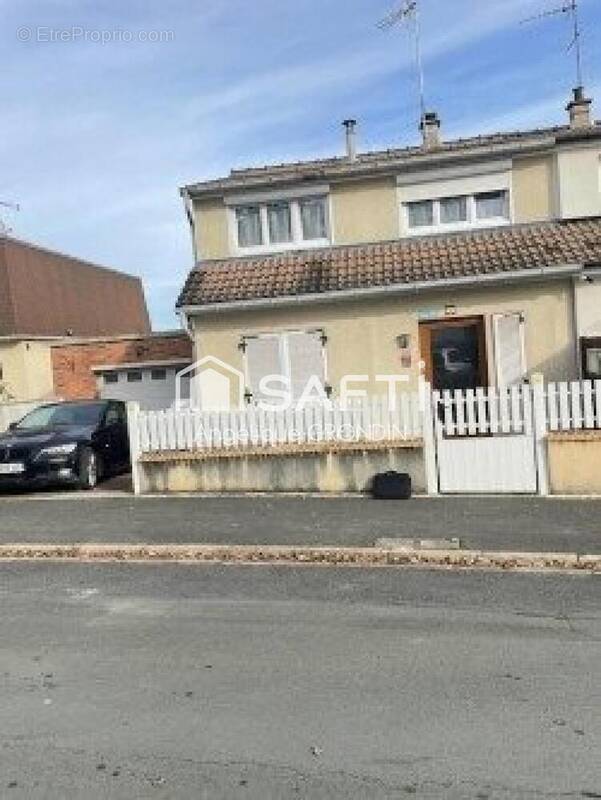 Photo 1 - Maison à DAMMARTIN-EN-GOELE
