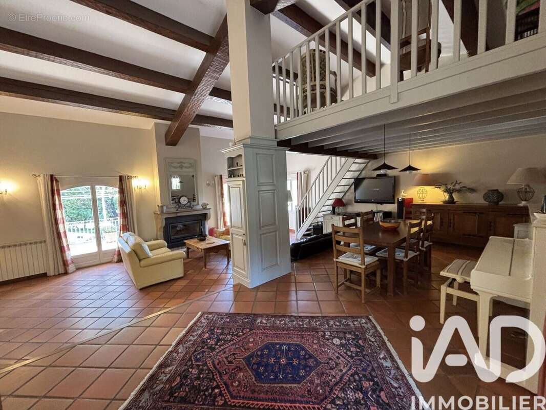 Photo 6 - Maison à OLLIERES