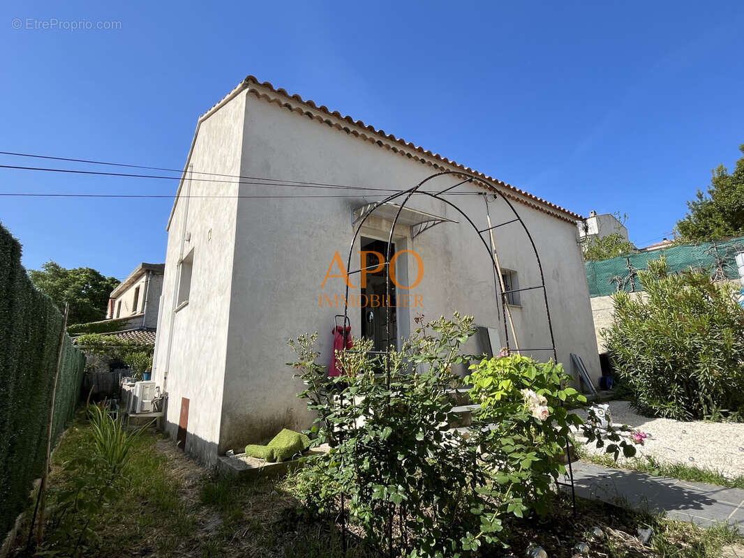 Appartement à MARSEILLE-15E