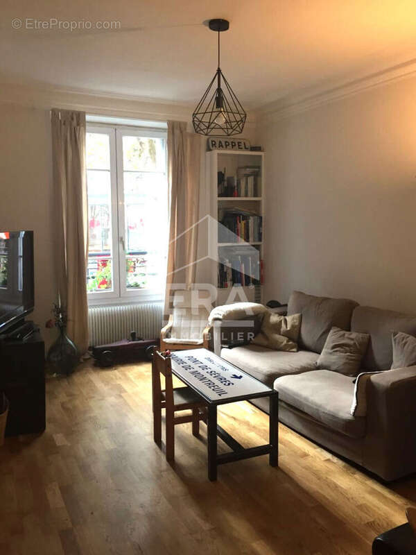 Appartement à PARIS-12E