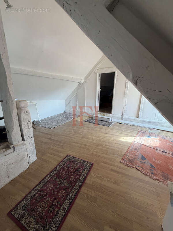 Maison à BROU