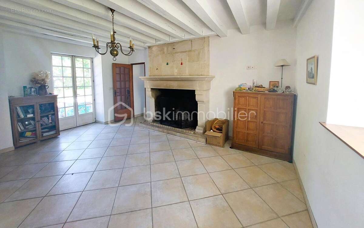 Maison à FRESNOY-LA-RIVIERE