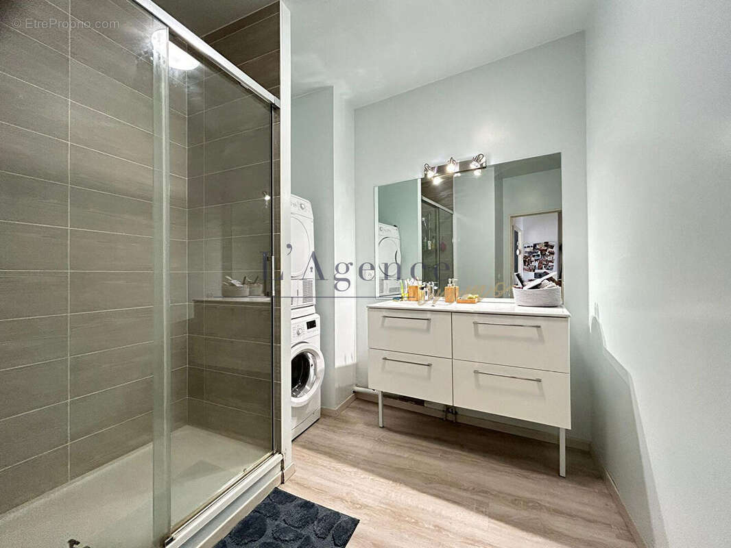 Appartement à LAMORLAYE